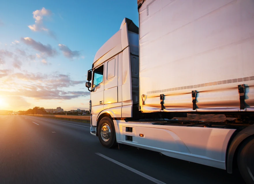 Trasporti a carico completo (FTL) vs. carico parziale (LTL)
